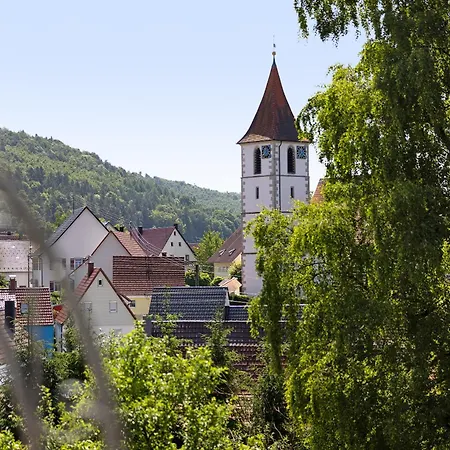 Waltraud Apartment *