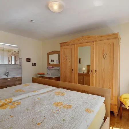 Waltraud Lägenhet Tieringen